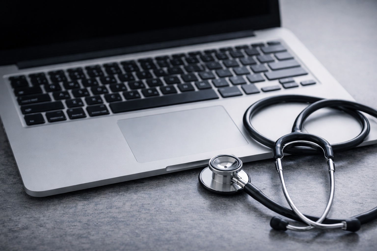 如何通过线上咨询知名中国医生